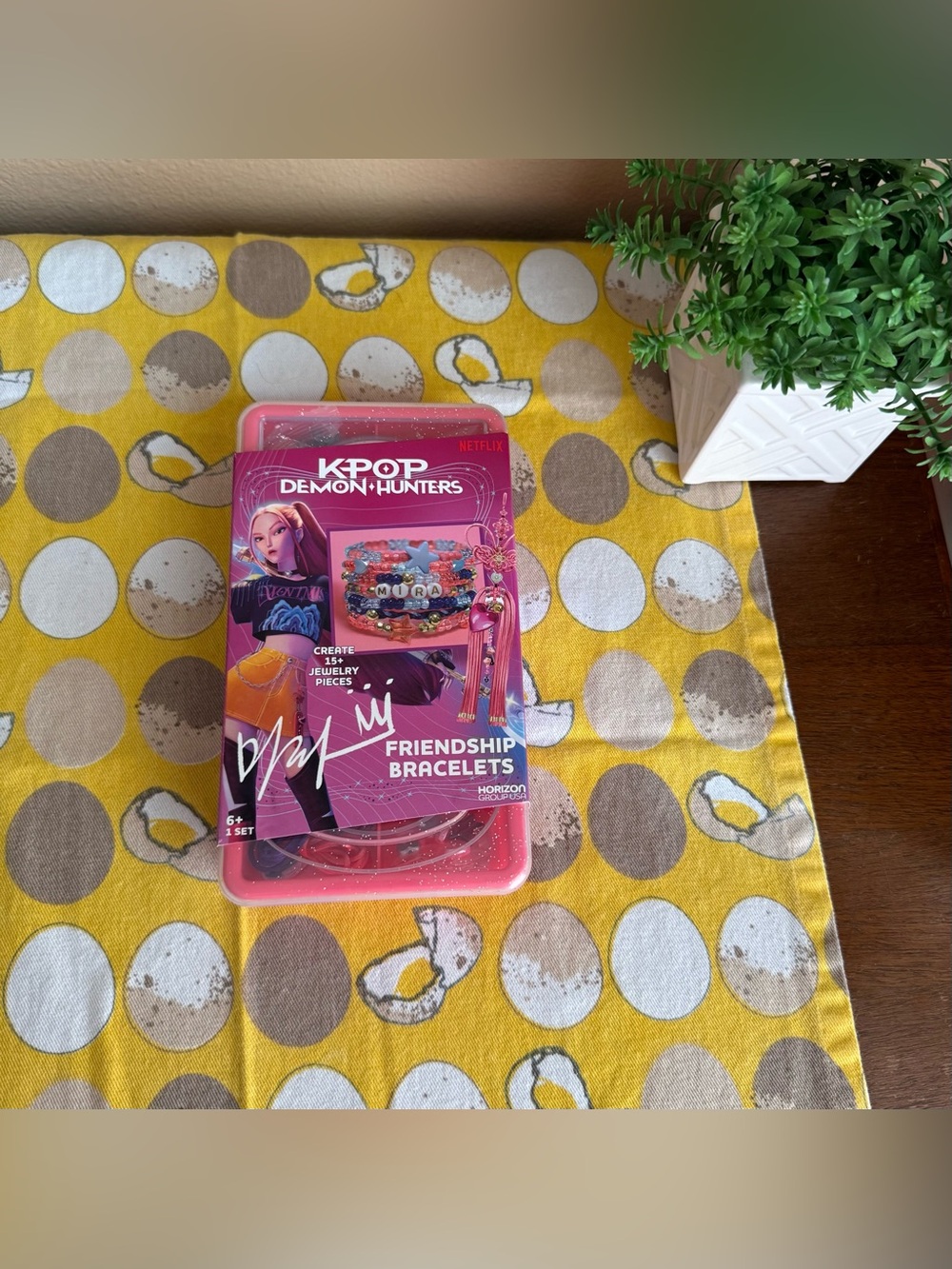 Kpop Demon Hunter NIB Mira necklace and bracelet bead making kit